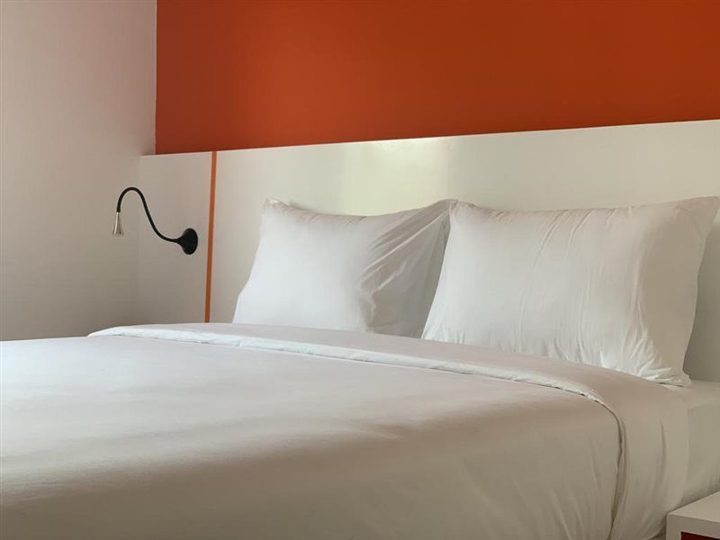 Starlet Hotel Jakarta Airport تانجيرانغْ المظهر الخارجي الصورة